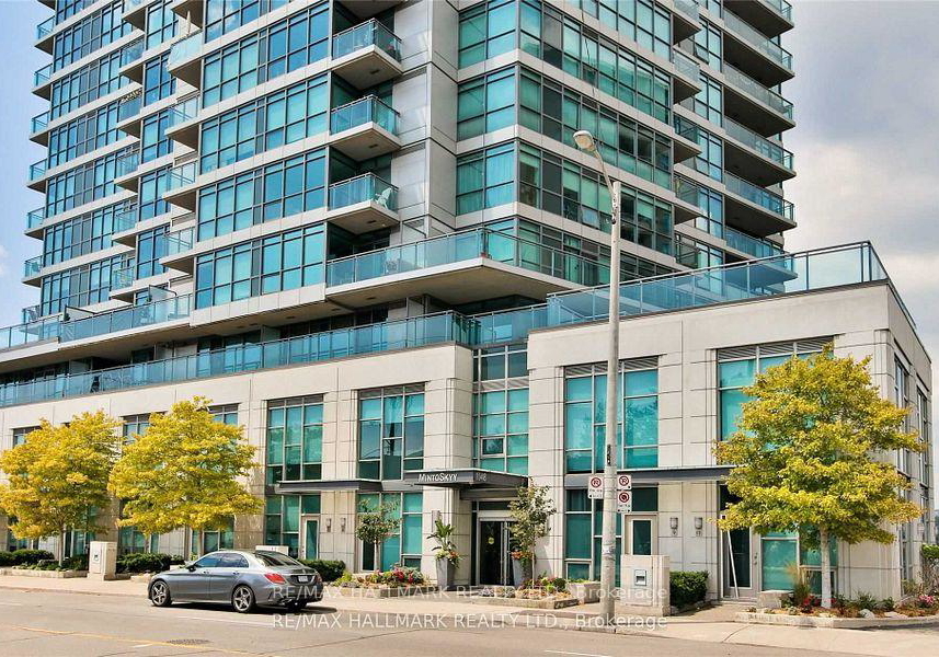 1048-broadview-avenue-east-york-ontario-e12673496