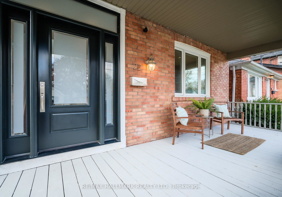 22-sharpe-street-scarborough-ontario-e12673570