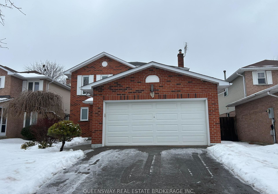 2-7-empson-court-ajax-ontario-e12674634
