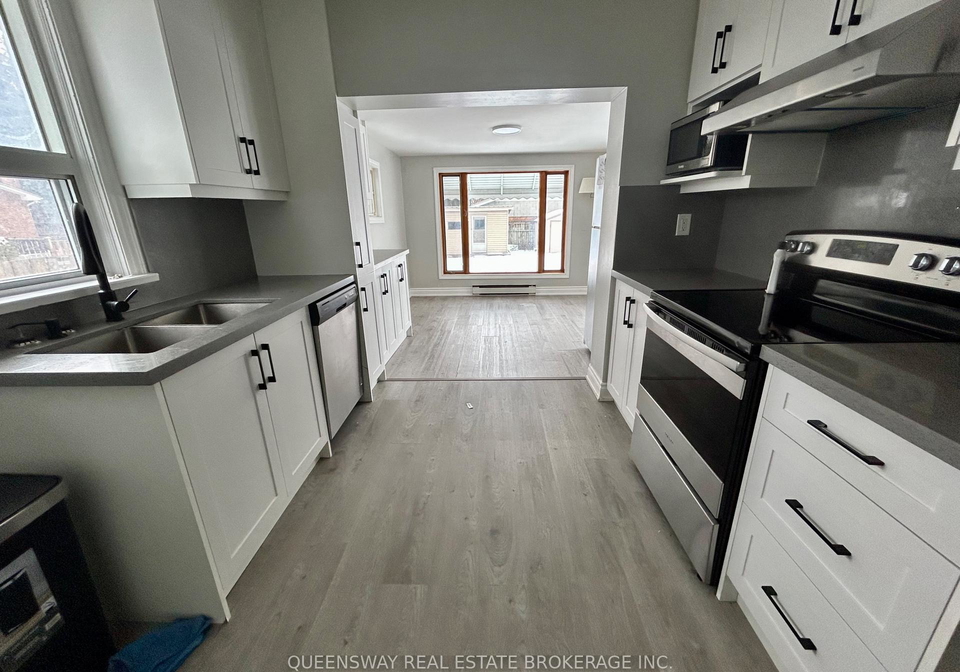 1-931-byron-street-n-whitby-ontario-e12675164