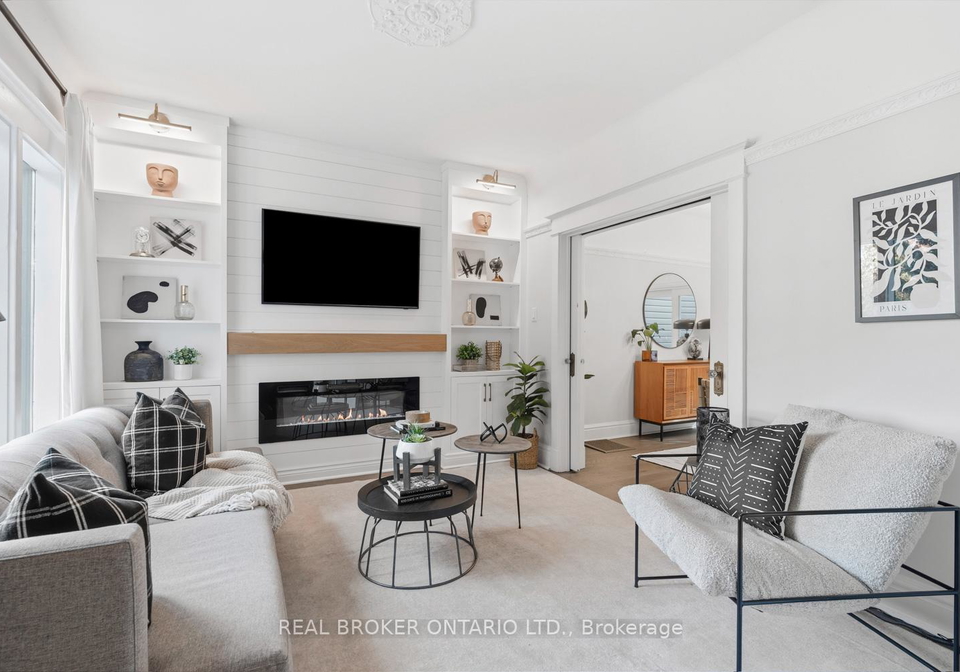 7-juniper-avenue-toronto-ontario-e12675876