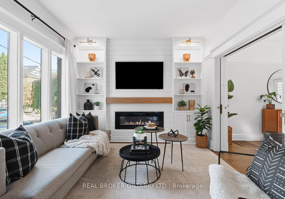 7-juniper-avenue-toronto-ontario-e12675876