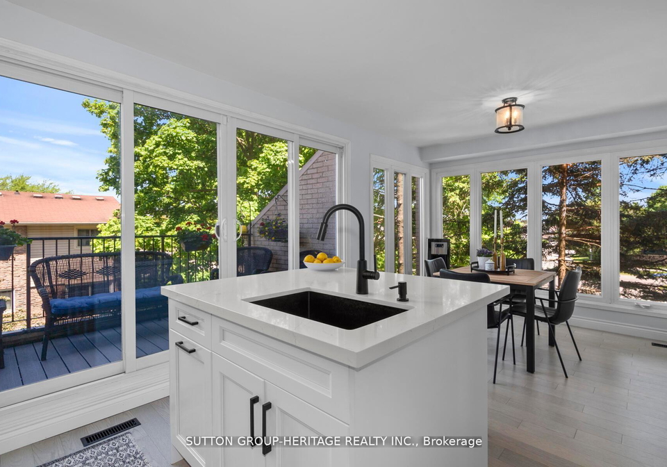 2-cumberland-lane-ajax-ontario-e12676130