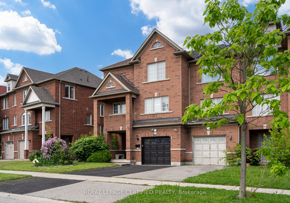 21-polarlights-way-scarborough-ontario-e12676572