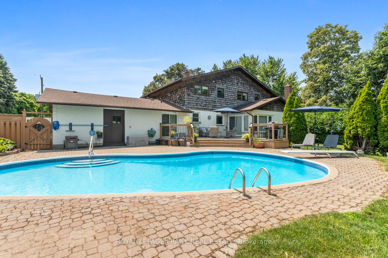 848-swiss-heights-oshawa-ontario-e12676608
