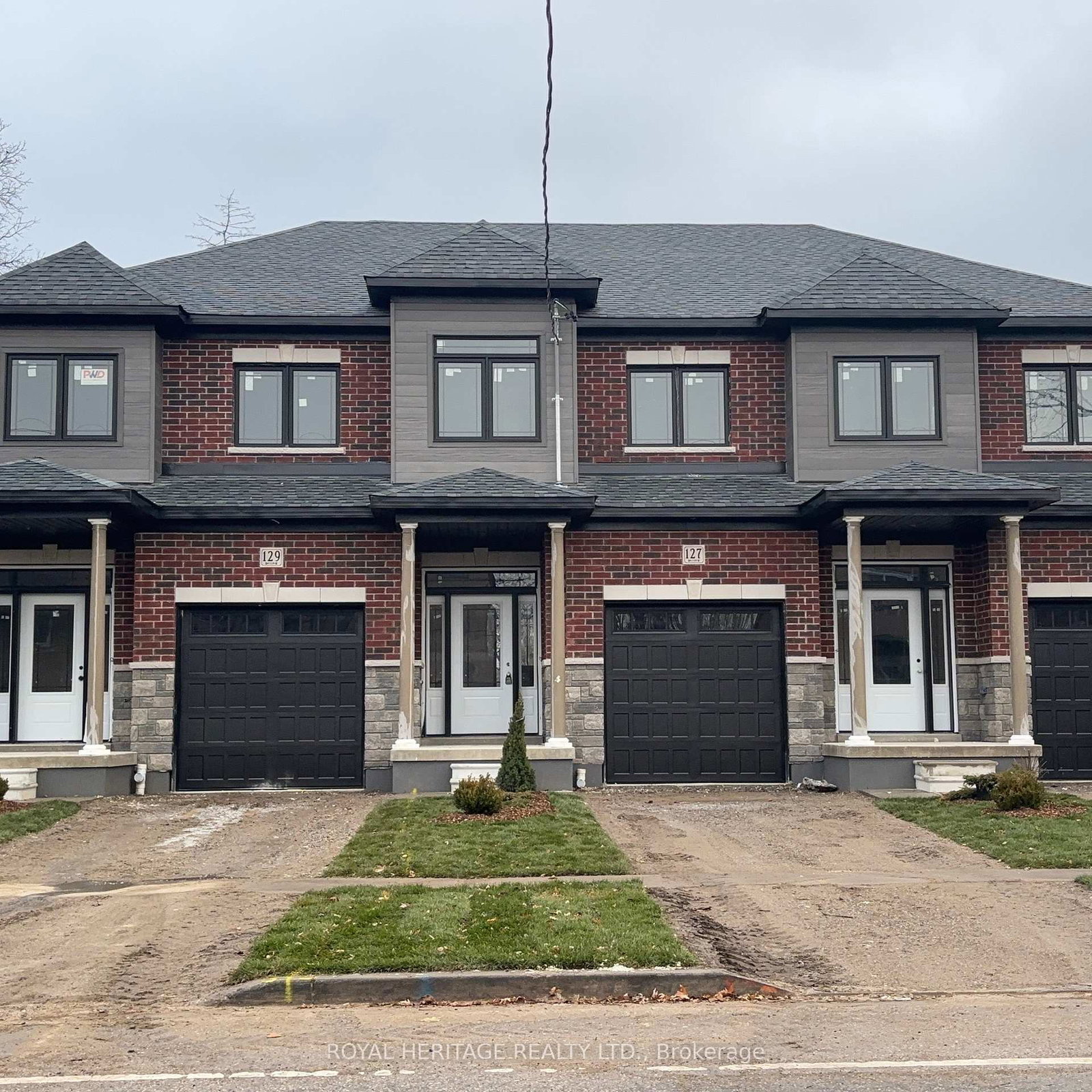 127-hickory-street-n-whitby-ontario-e12677460