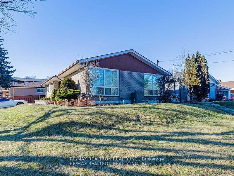 34-shoreland-crescent-scarborough-ontario-e12677792