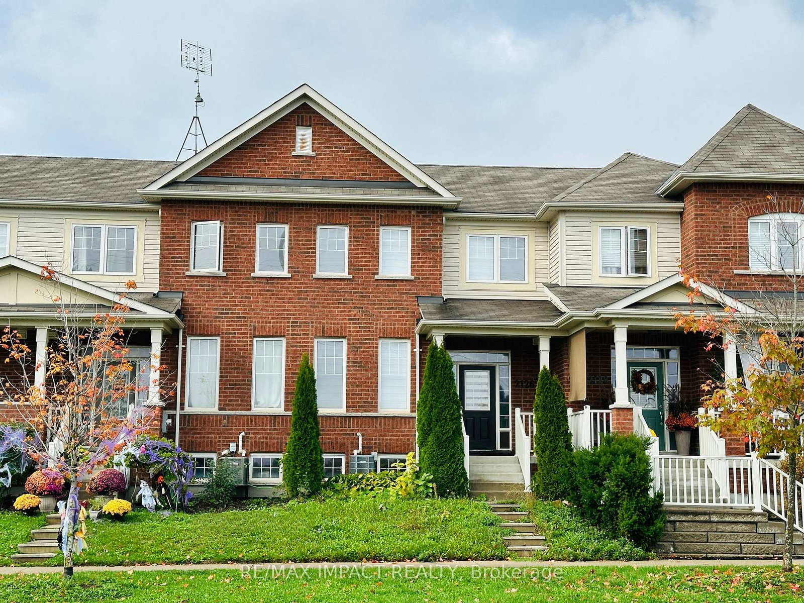 2126-green-road-clarington-ontario-e12678114