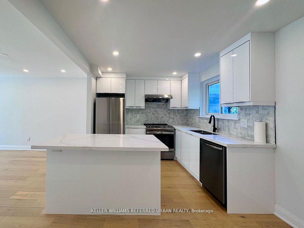 906-marinet-crescent-pickering-ontario-e12678322