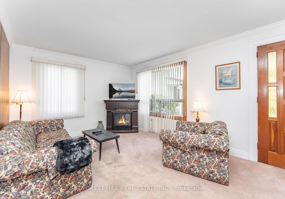 2-topham-road-east-york-ontario-e12678994
