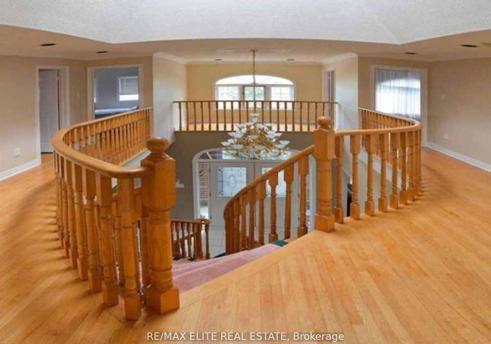 5-emmeline-crescent-scarborough-ontario-e12679016