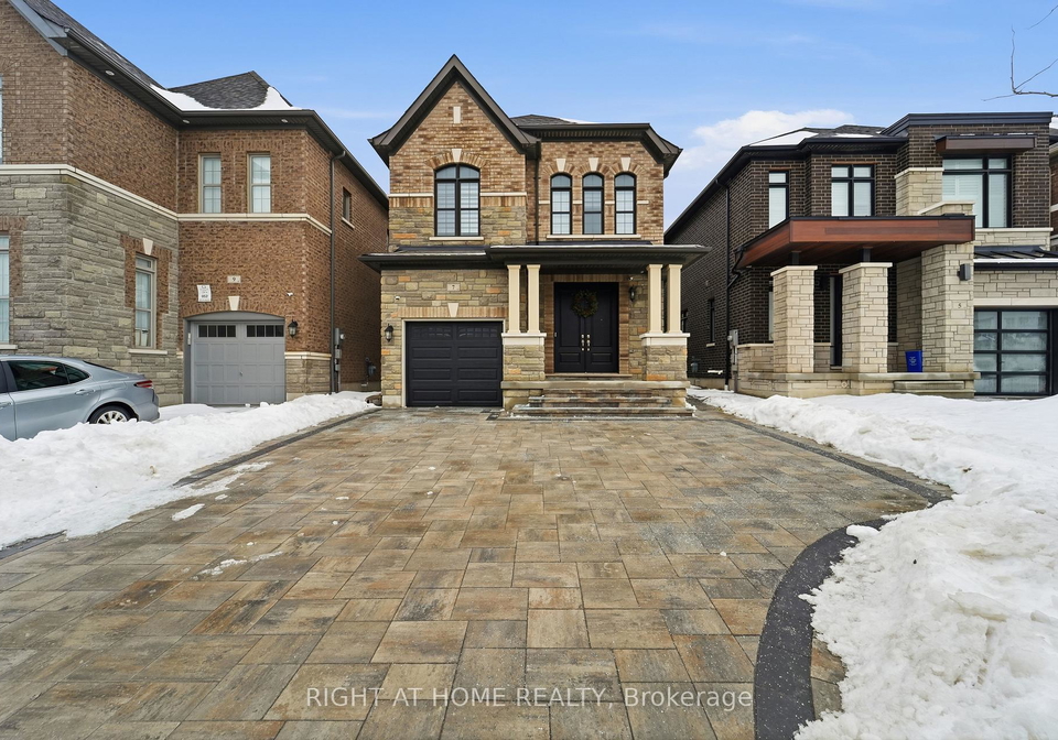 7-walter-clifford-nesbitt-drive-whitby-ontario-e12679262