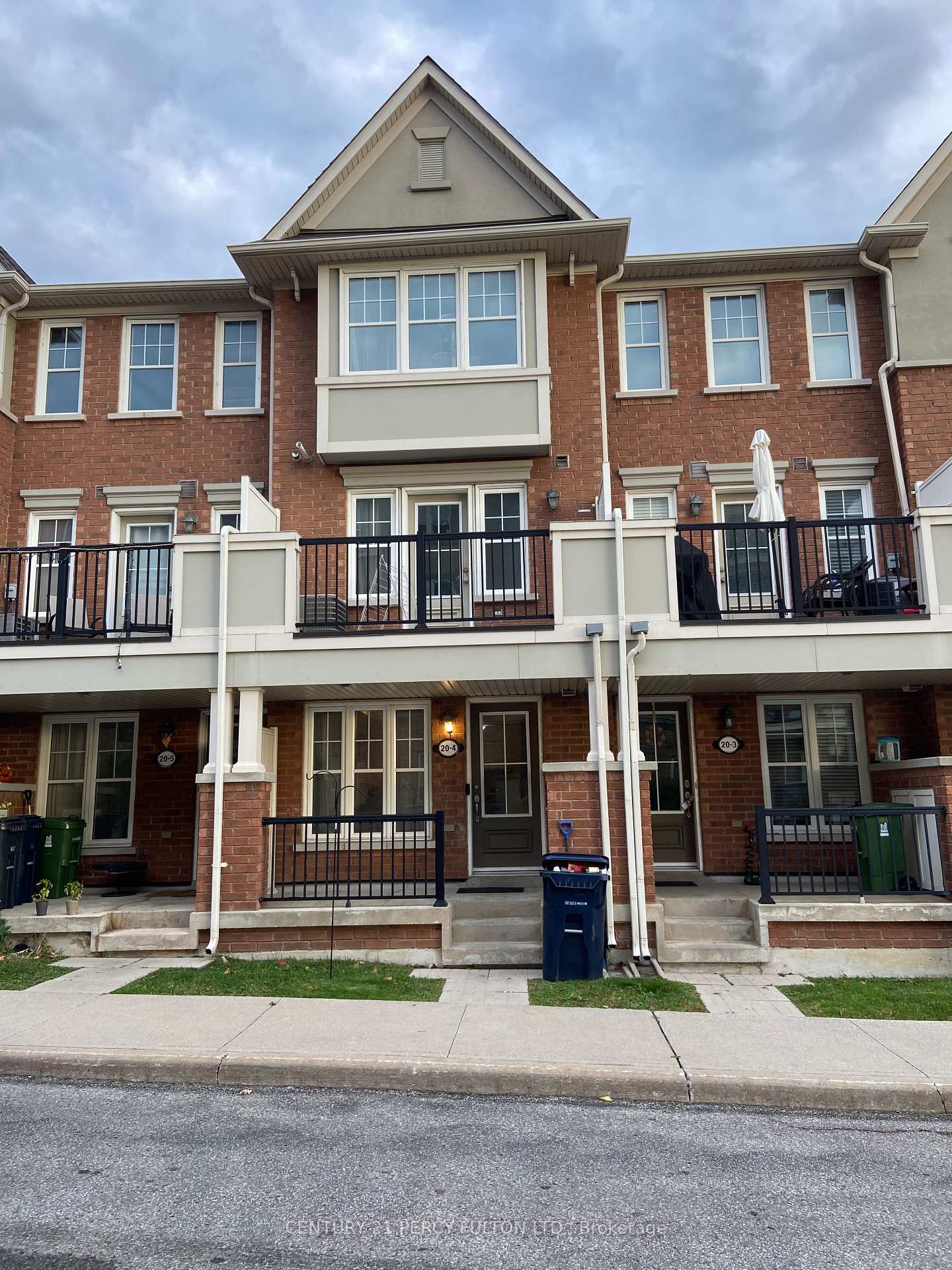 20-mendelssohn-street-scarborough-ontario-e12681056