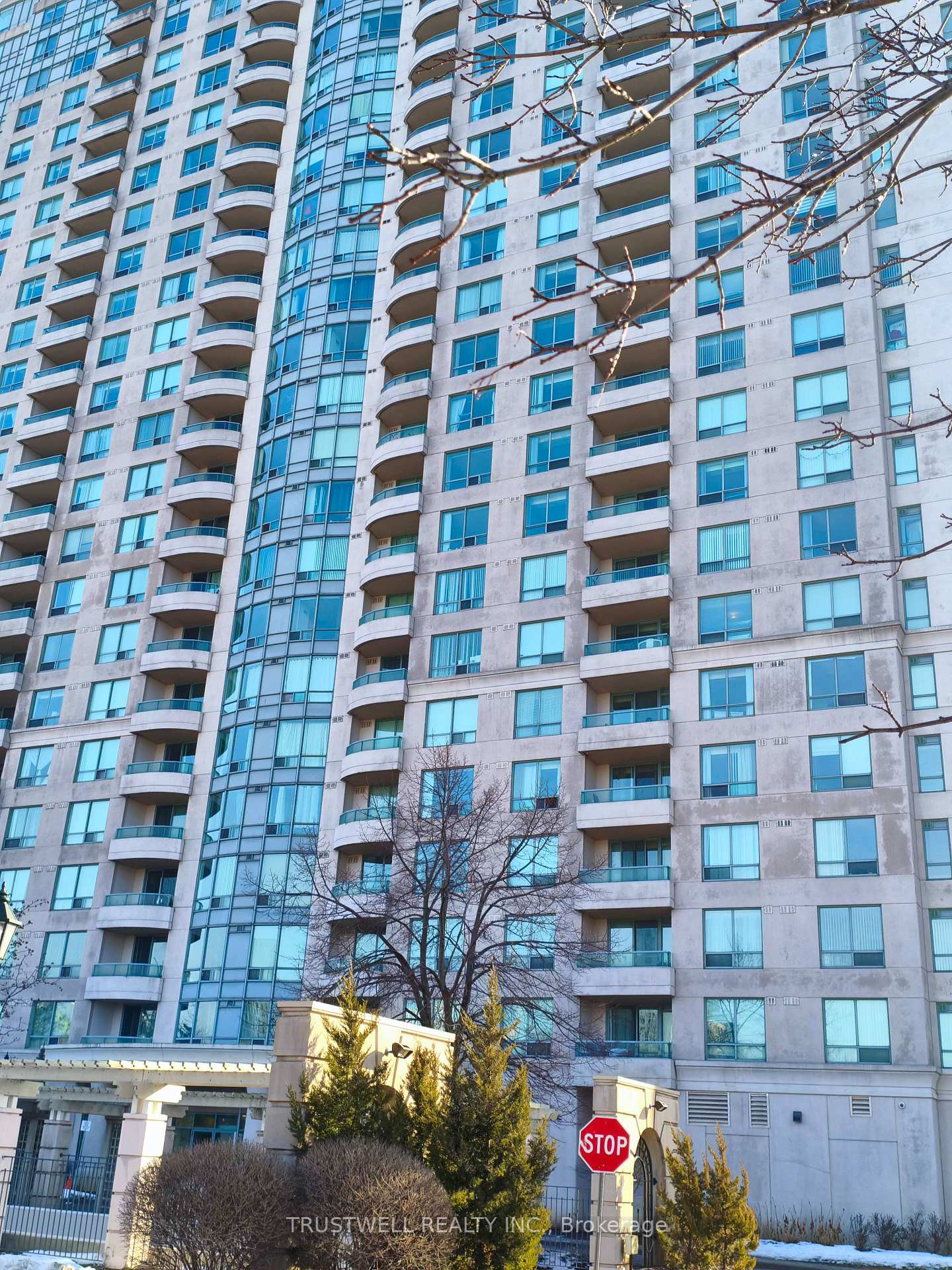 61-town-centre-court-scarborough-ontario-e12681734