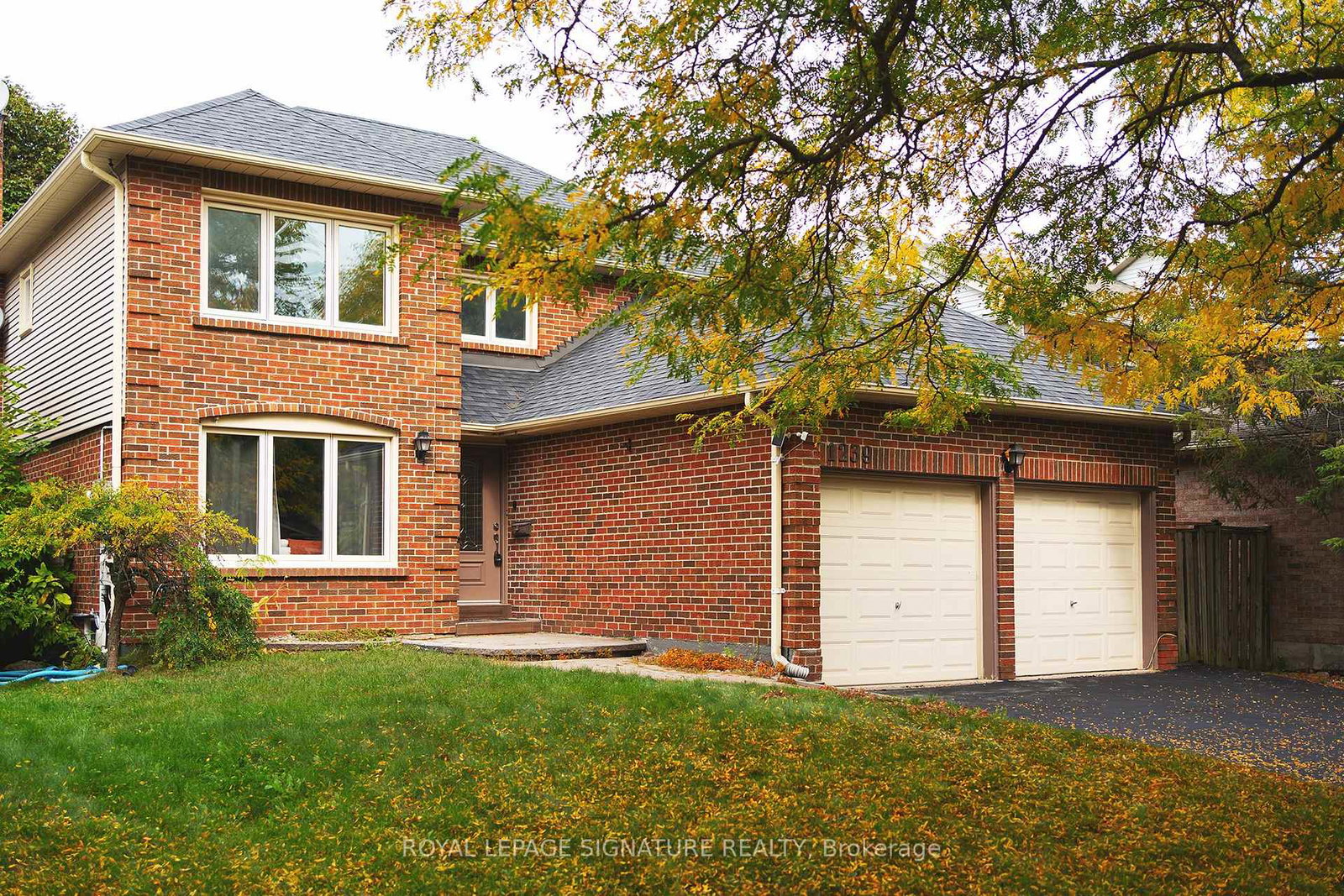 1239-barnwood-square-pickering-ontario-e12681924