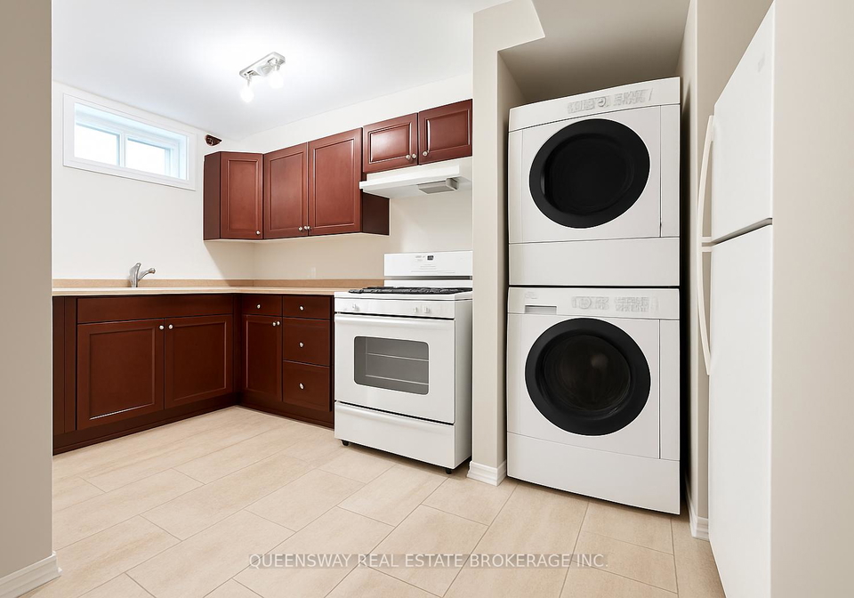 2-51-admiral-road-ajax-ontario-e12682952