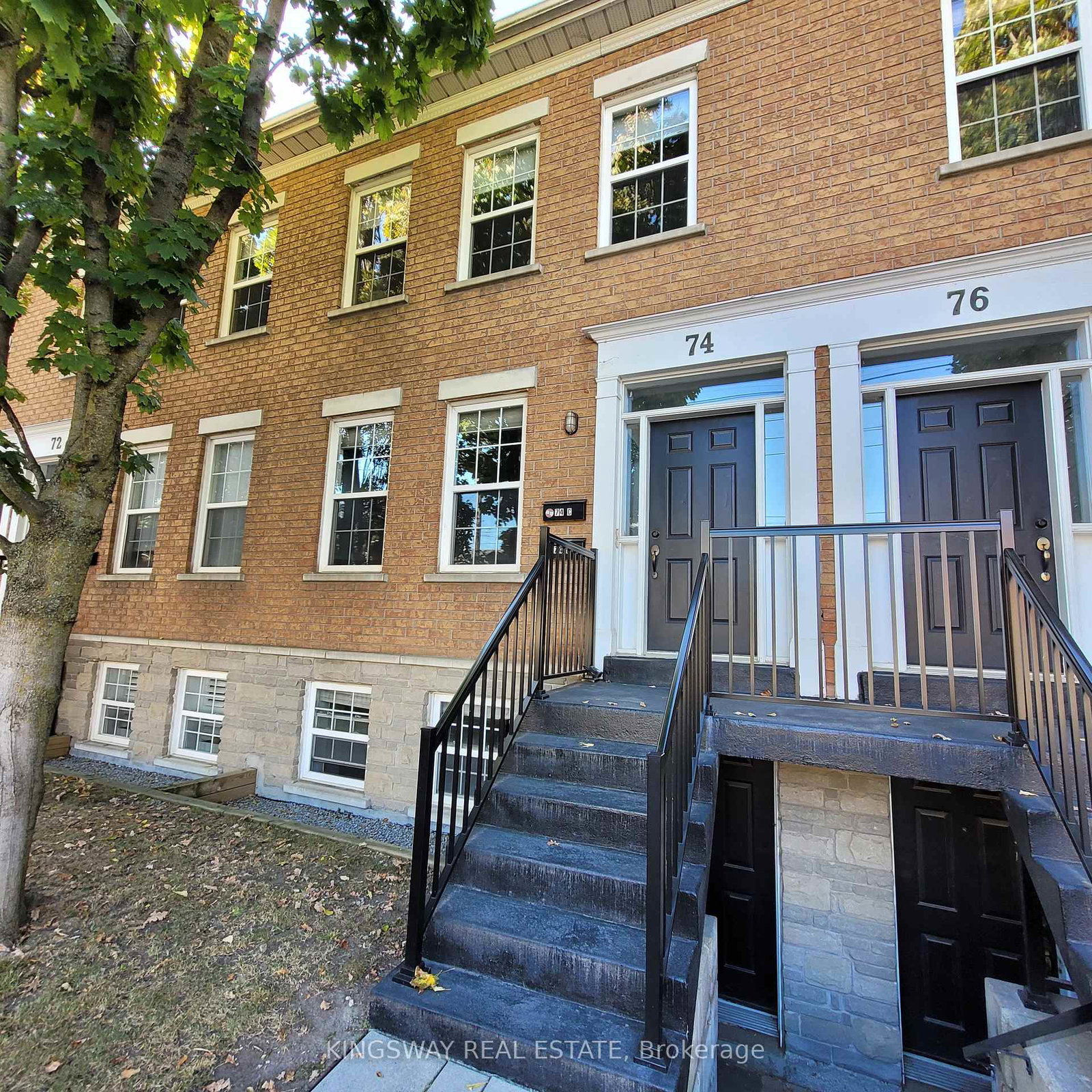 74b-coxwell-avenue-toronto-ontario-e12683638