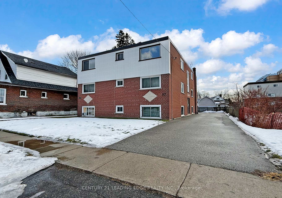 97-elgin-street-w-oshawa-ontario-e12683652