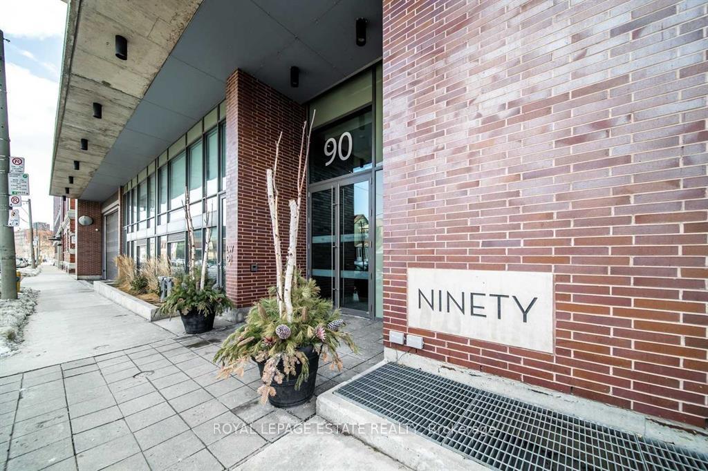 90-broadview-avenue-toronto-ontario-e12683854