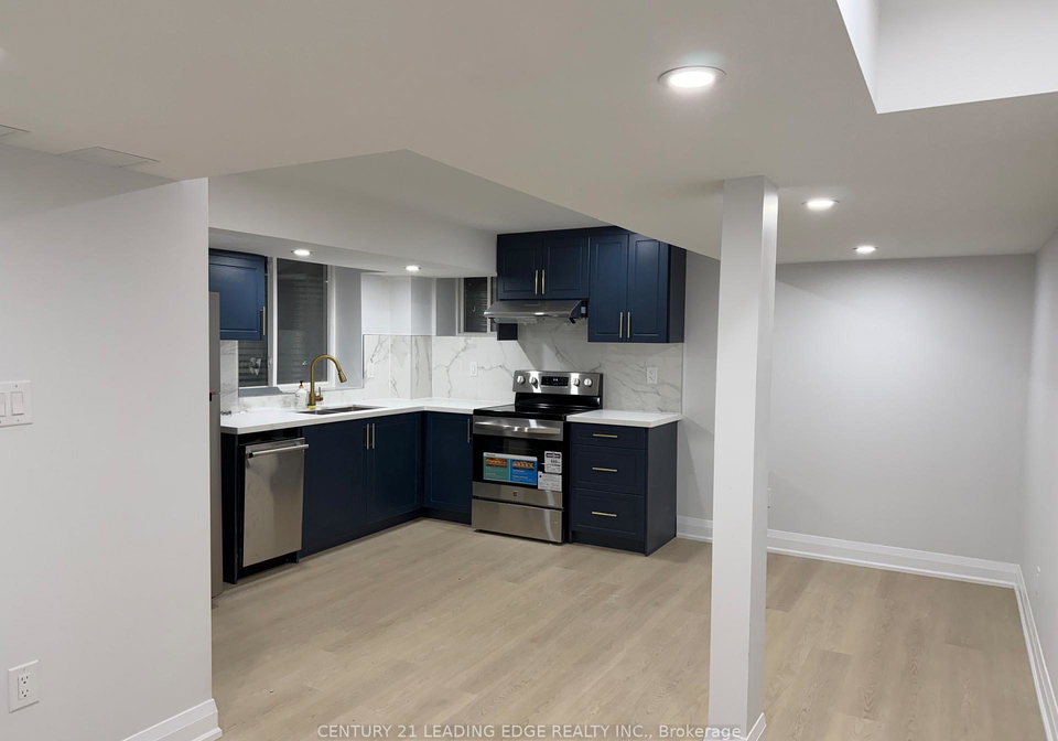 1-toulouse-street-whitby-ontario-e12684400