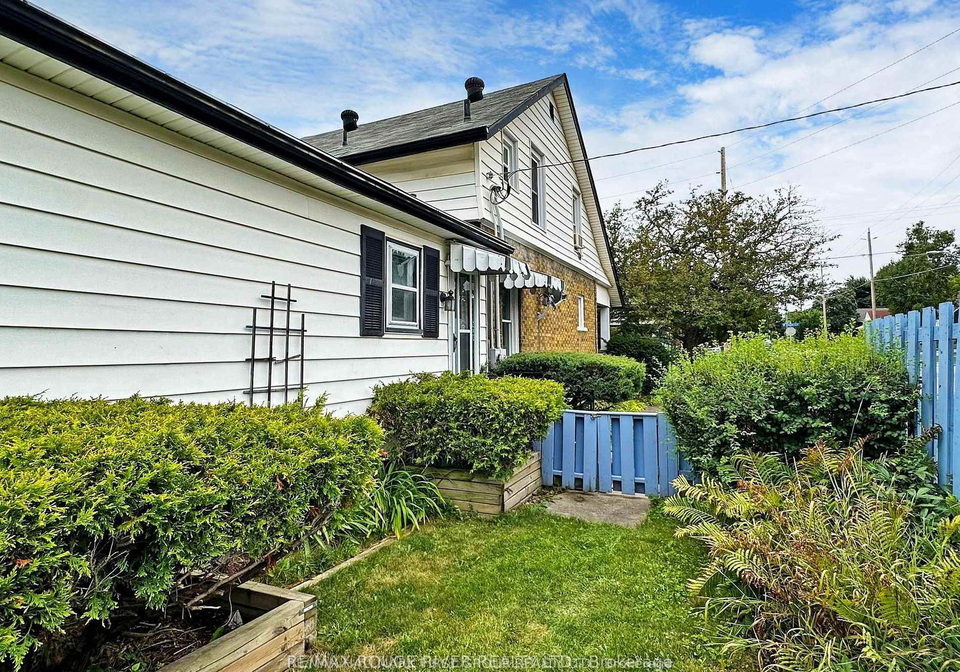 330-adelaide-avenue-e-oshawa-ontario-e12684414