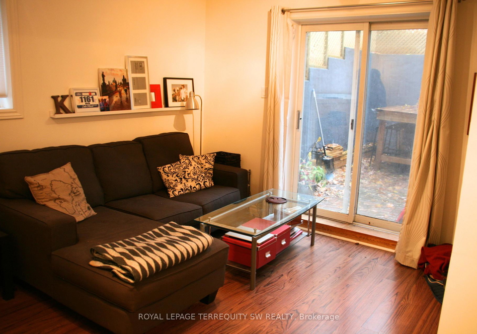 8-casci-avenue-toronto-ontario-e12684758