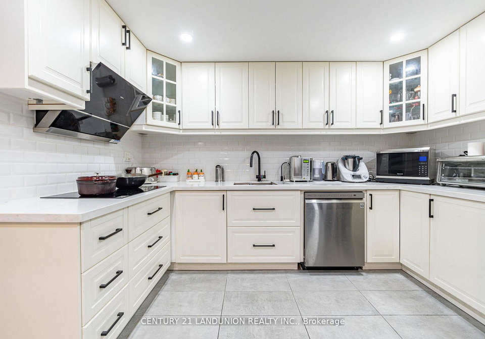 55-bamburgh-circle-scarborough-ontario-e12684864