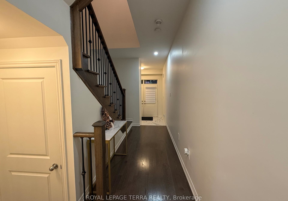 70-fruitful-crescent-whitby-ontario-e12685288