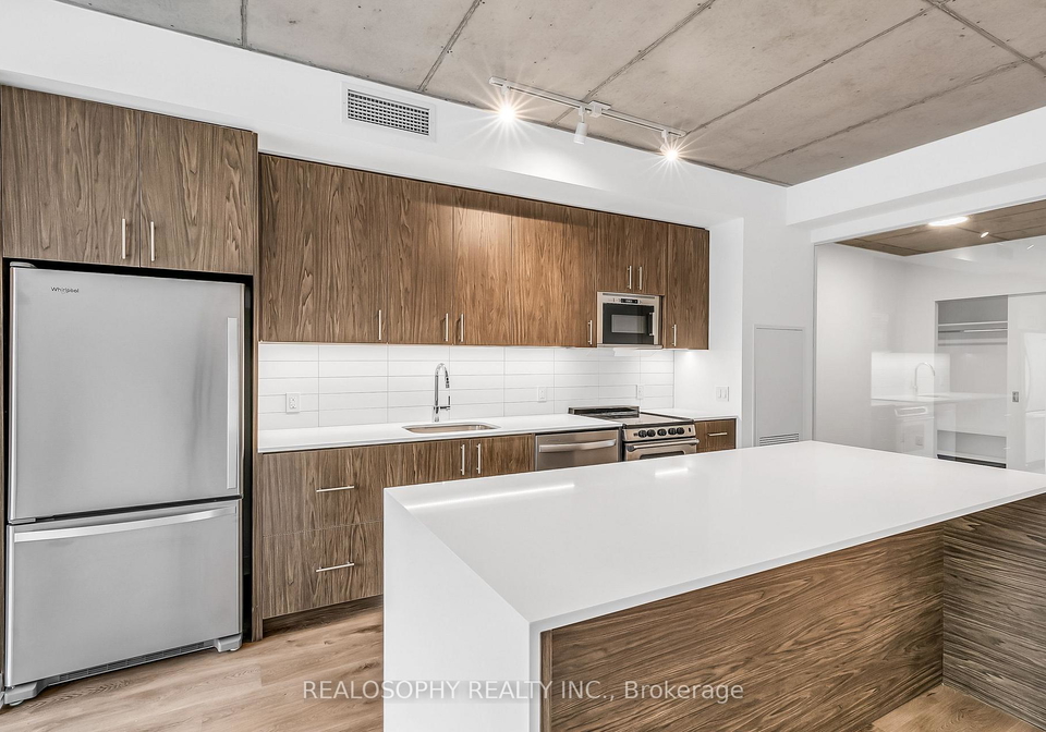 115-larchmount-avenue-toronto-ontario-e12687570