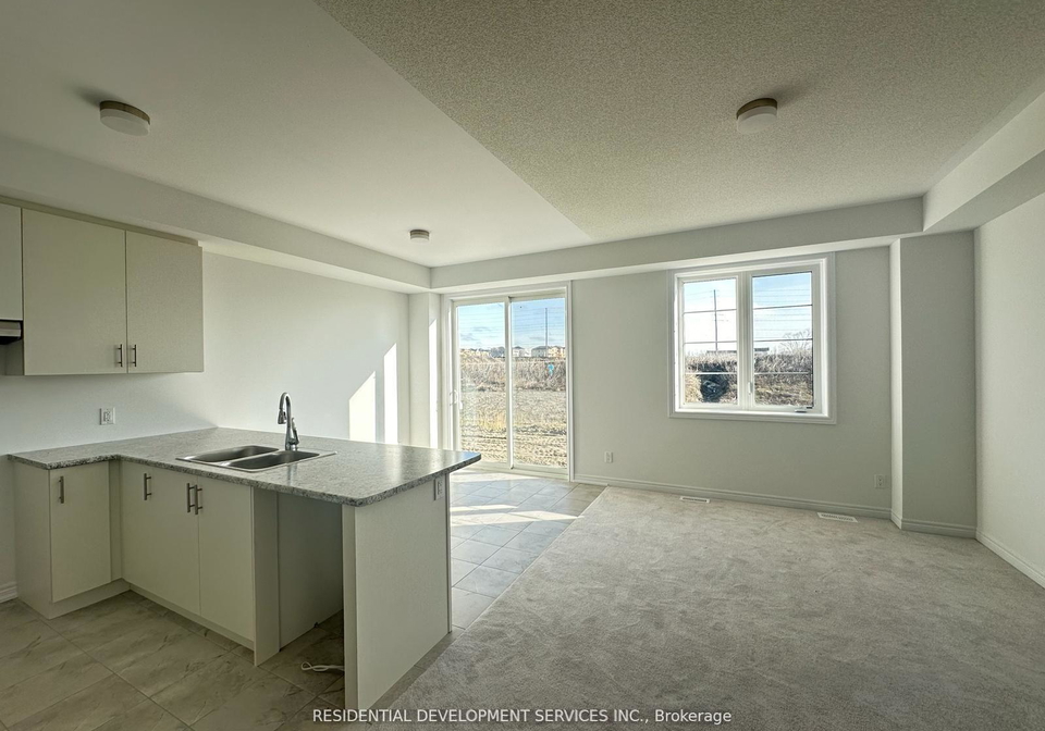 1082-lockie-drive-oshawa-ontario-e12688956