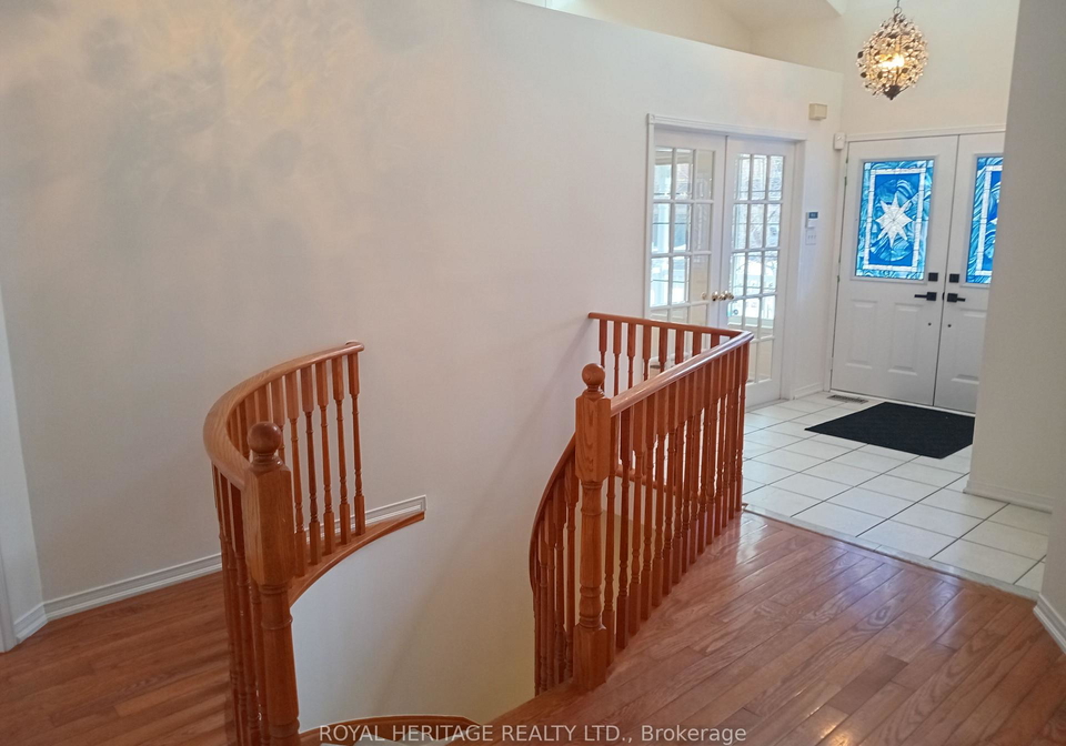 16-corridale-avenue-whitby-ontario-e12689216