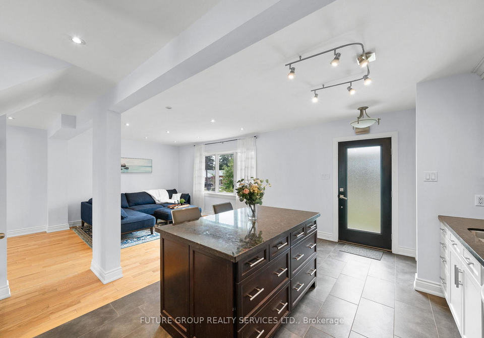 16-bergen-upper-avenue-scarborough-ontario-e12689450