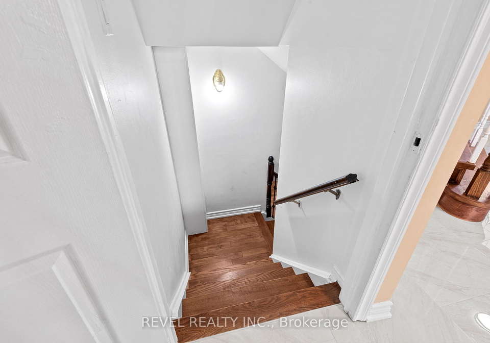 1005-sandcliff-drive-oshawa-ontario-e12689528