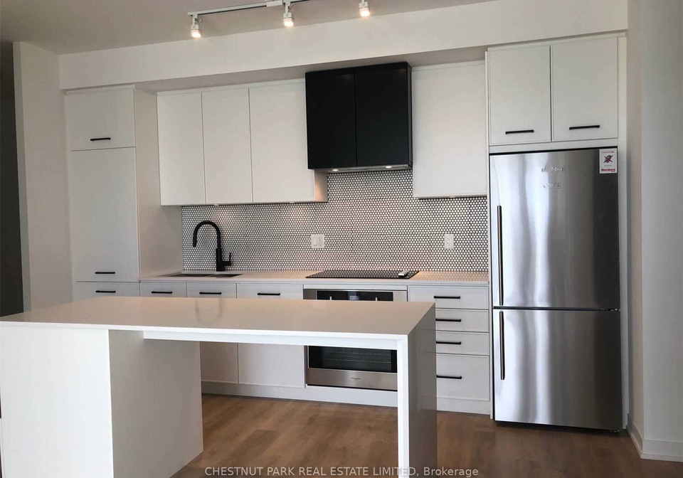 899-queen-street-e-toronto-ontario-e12689772