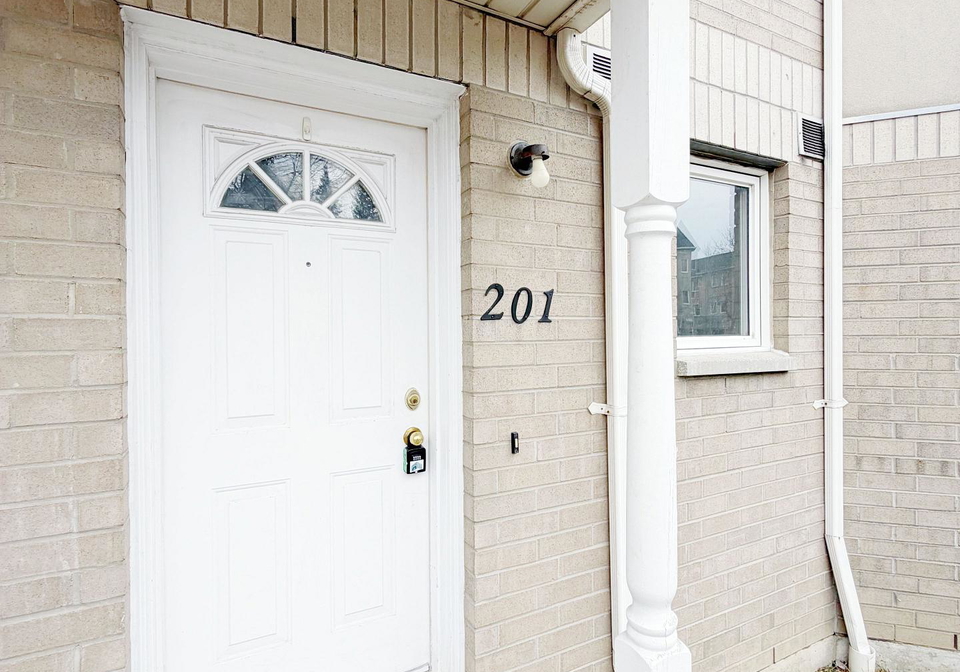 29-rosebank-drive-scarborough-ontario-e12690024