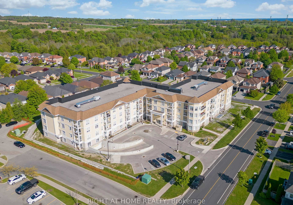 21-brookhouse-drive-clarington-ontario-e12690118