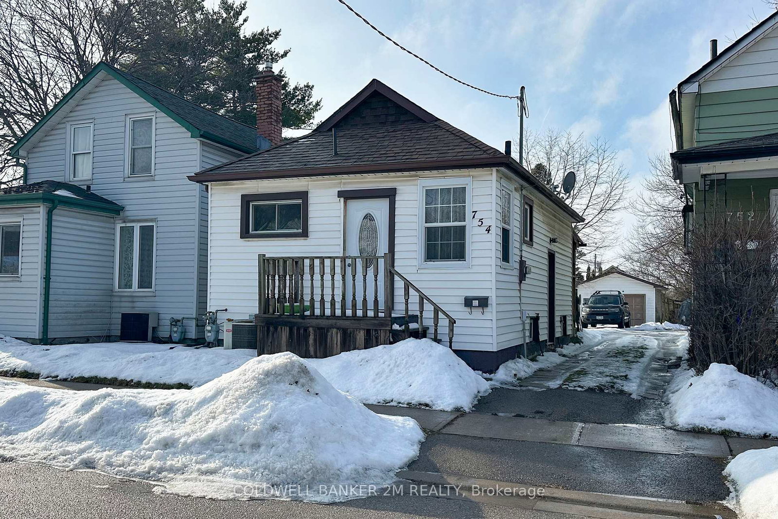 754-gifford-street-oshawa-ontario-e12690134