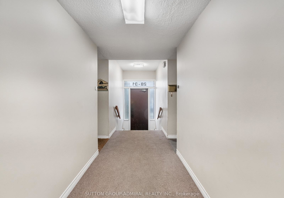 2-white-abbey-park-scarborough-ontario-e12690494