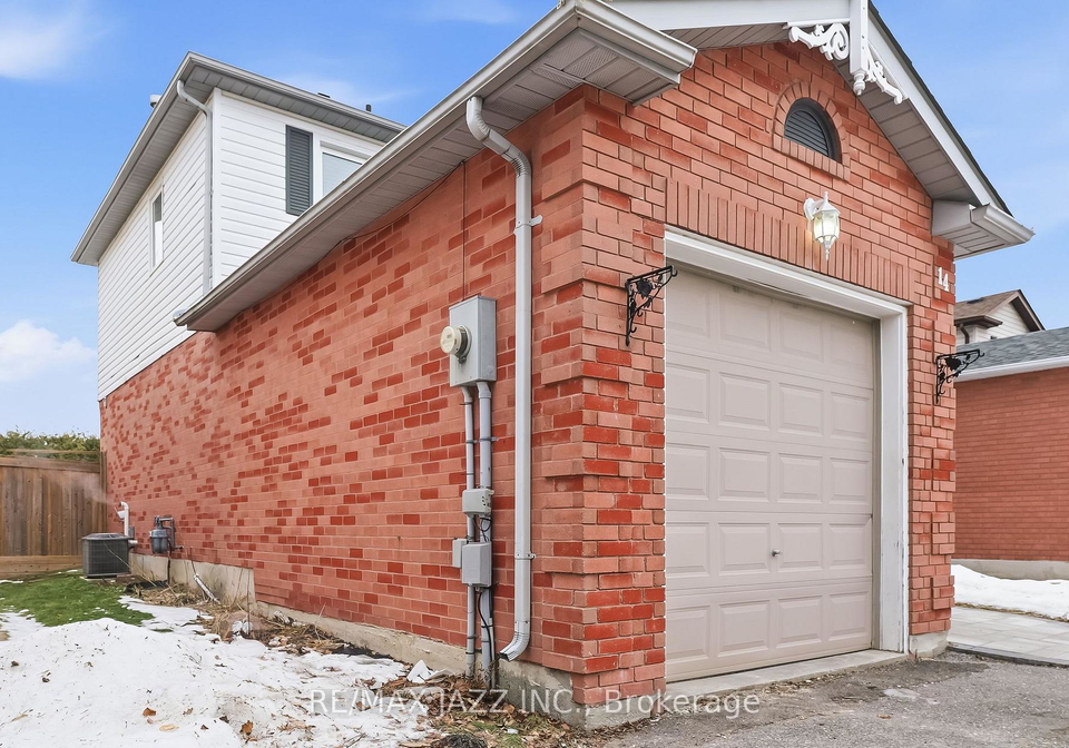 14-kershaw-street-clarington-ontario-e12691862