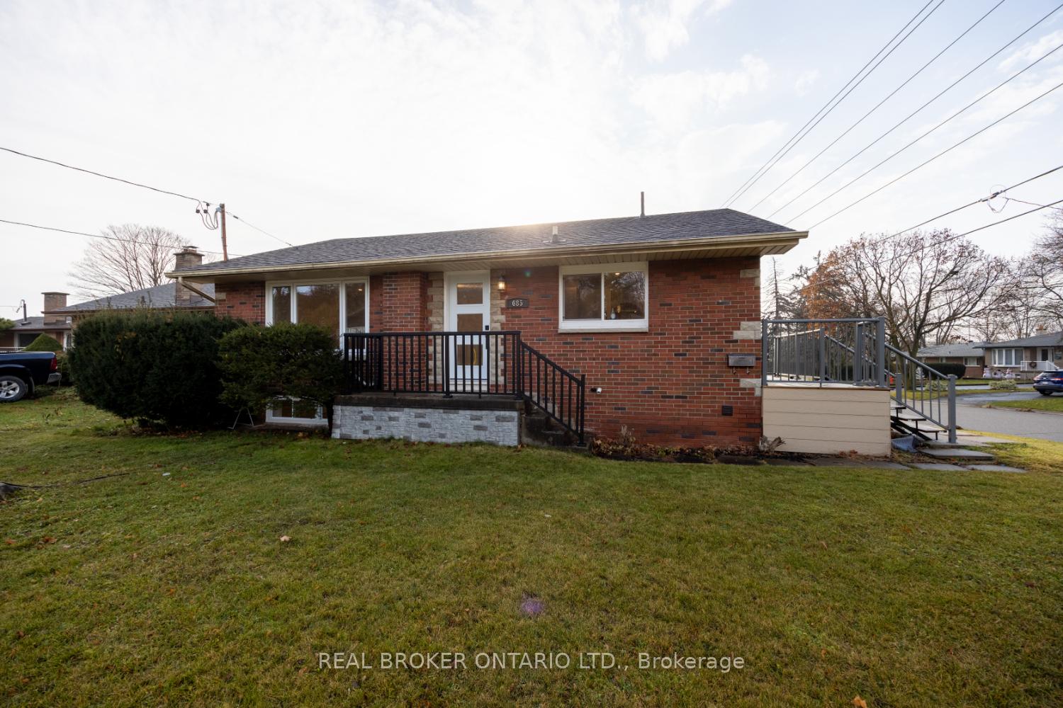 685-emerson-avenue-oshawa-ontario-e12692180