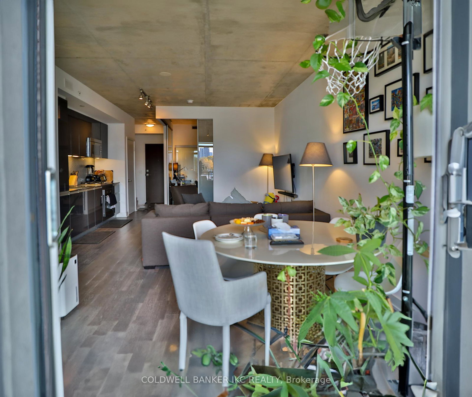 1190-dundas-street-e-toronto-ontario-e12692220
