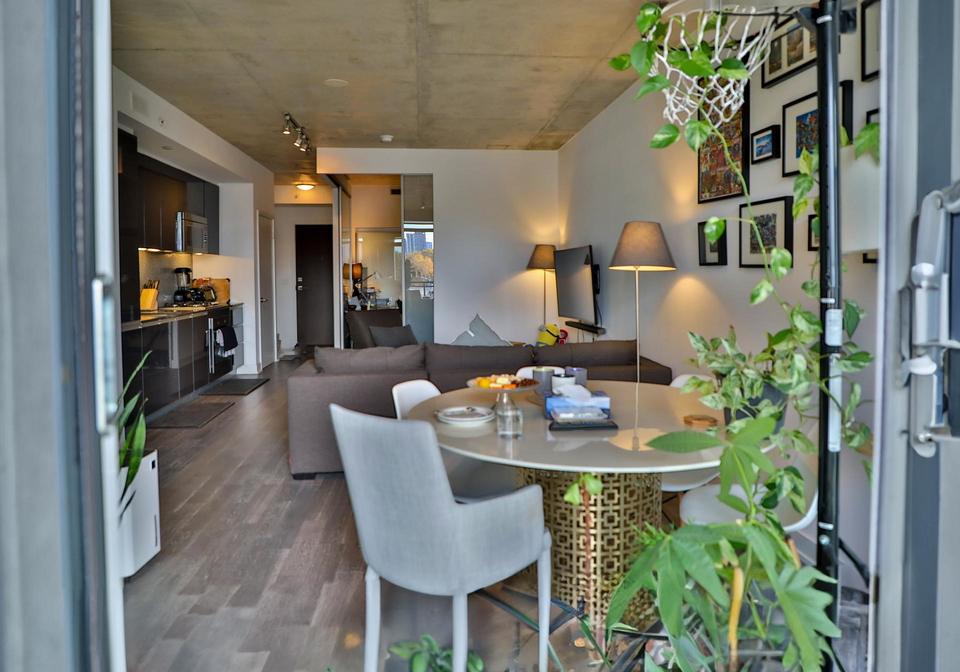 1190-dundas-street-e-toronto-ontario-e12692220