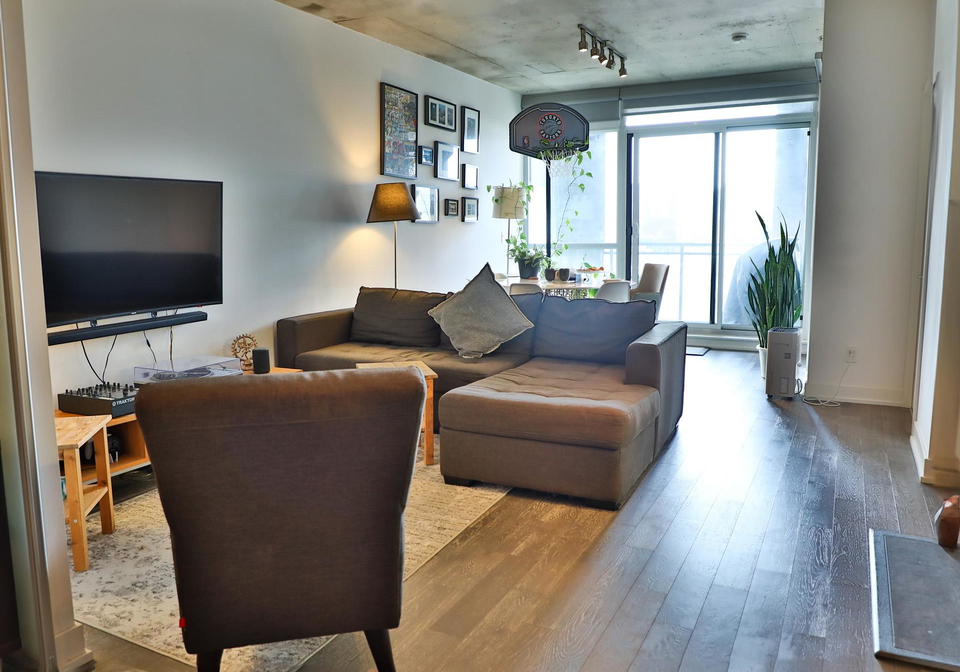 1190-dundas-street-e-toronto-ontario-e12692220