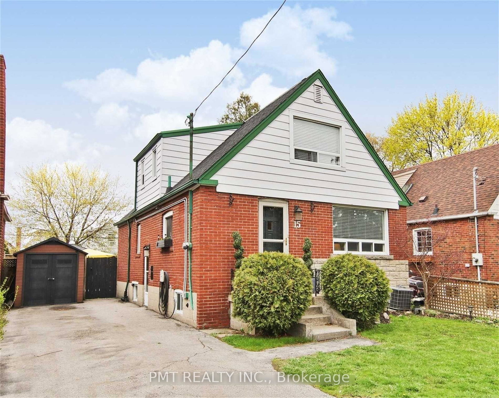 15-dalecrest-drive-east-york-ontario-e12692434