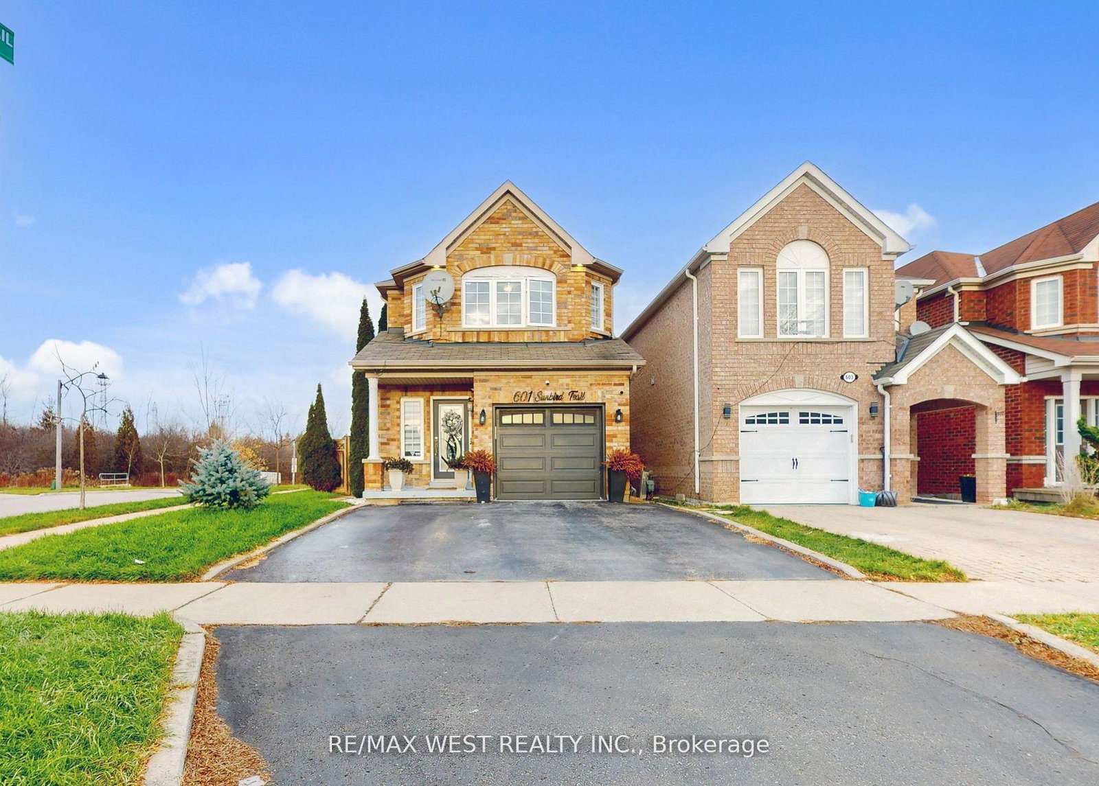 601-sunbird-trail-pickering-ontario-e12692536