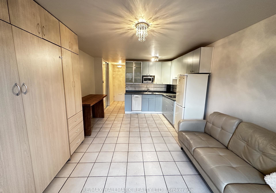 123-woodbine-avenue-toronto-ontario-e12692716