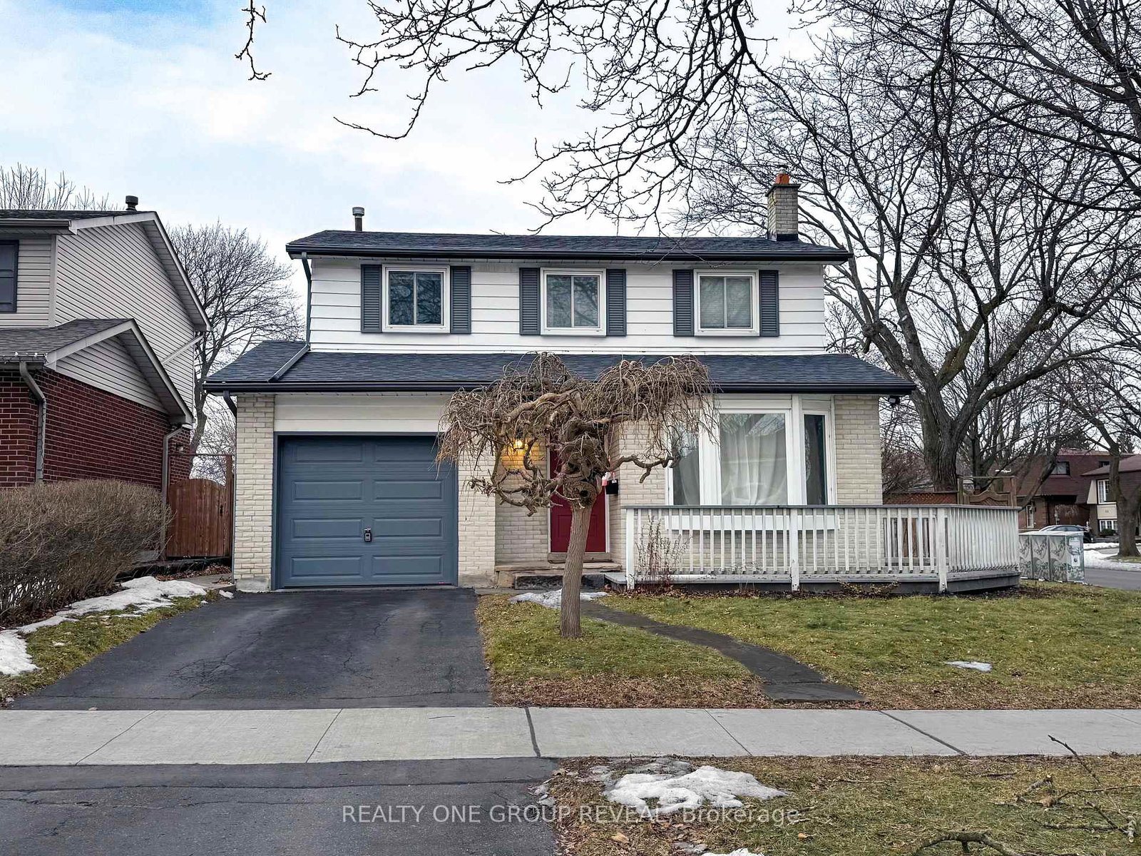 14-calais-street-whitby-ontario-e12693320