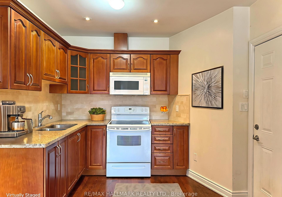 2038-danforth-avenue-east-york-ontario-e12694436
