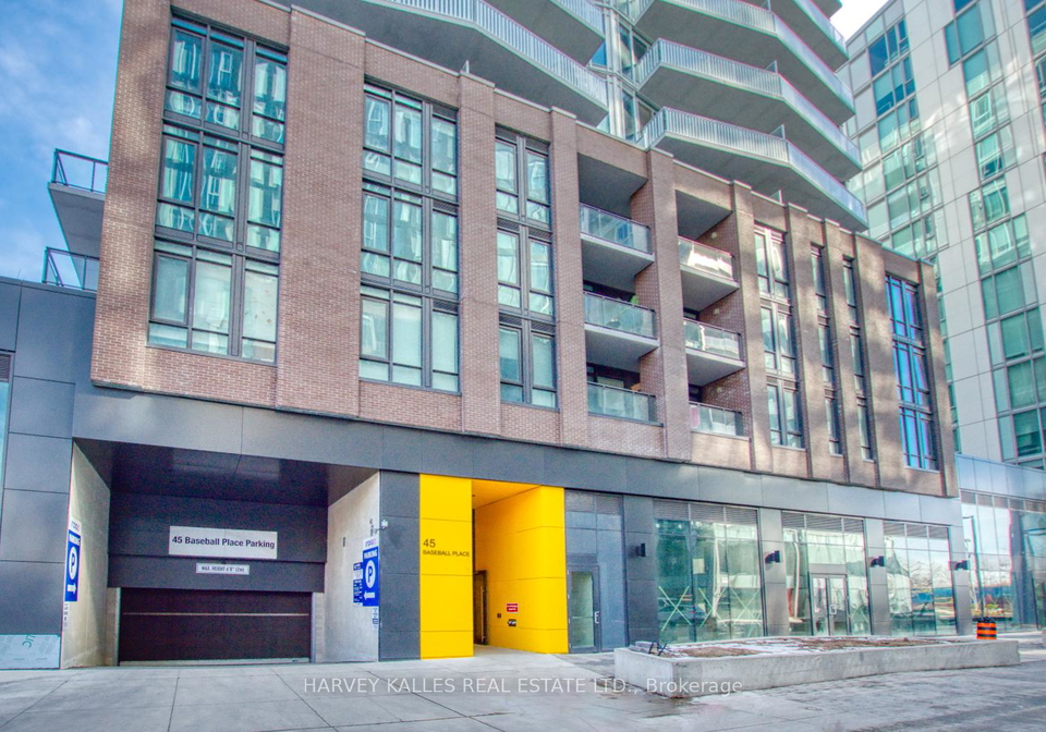45-baseball-place-toronto-ontario-e12695316