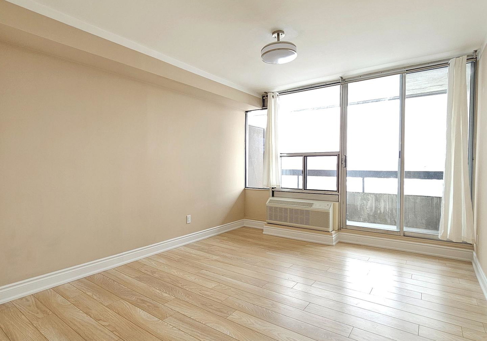 55-william-street-e-oshawa-ontario-e12695572